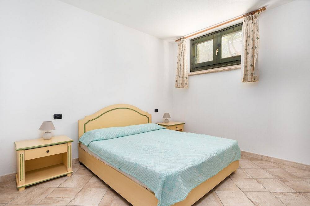 Ganze Wohnung, Ferienwohnung 'Sa Curcurica' in Cala Ginepro, Orosei