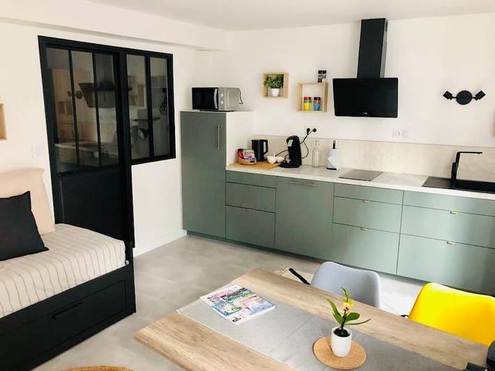 Gîte pour 3 personnes dans Plan D Eau De La Cantache - 3