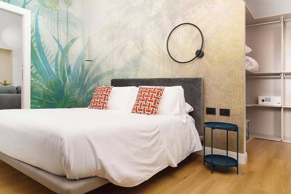 Entire apartment, Vesuvius Palace Aparthotel - Minerva Apt in Ercolano, Vesuvio National Park