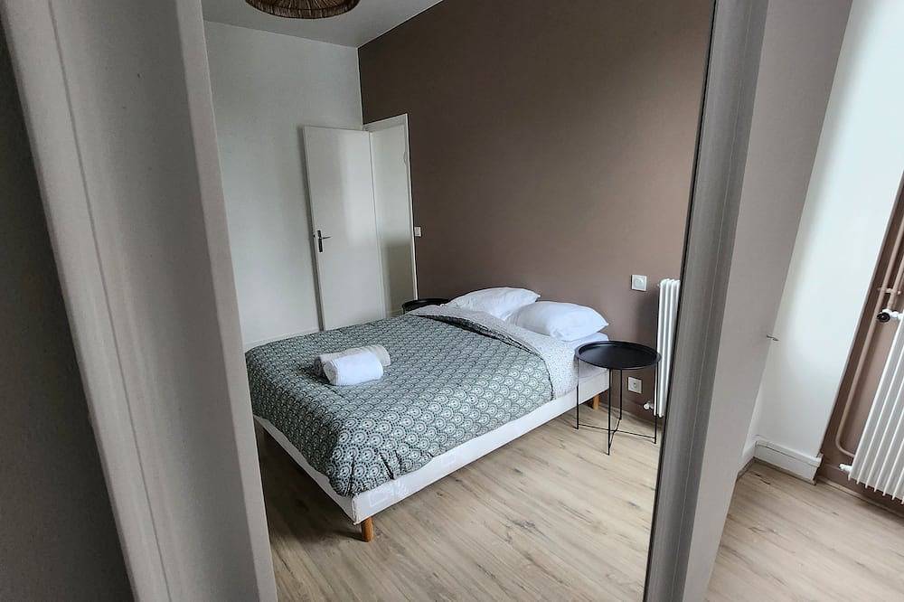 Apartamento entero, Le central, a spacious one-bedroom apartment in the heart of Jurançon in Jurançon, Béarn