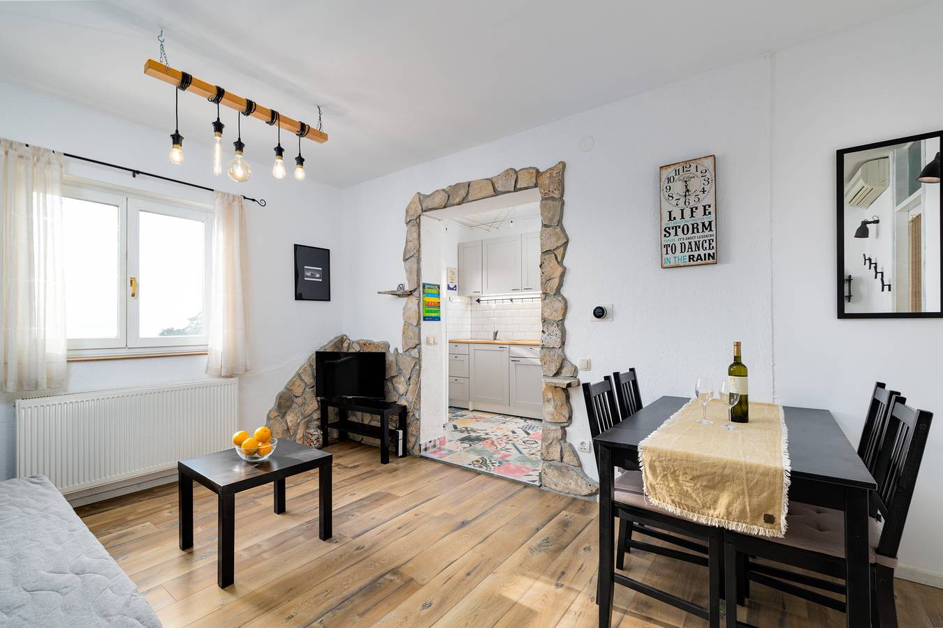 Cały apartament, Apartament wakacyjny dla 3 osób z balkon in Njivice, Krk
