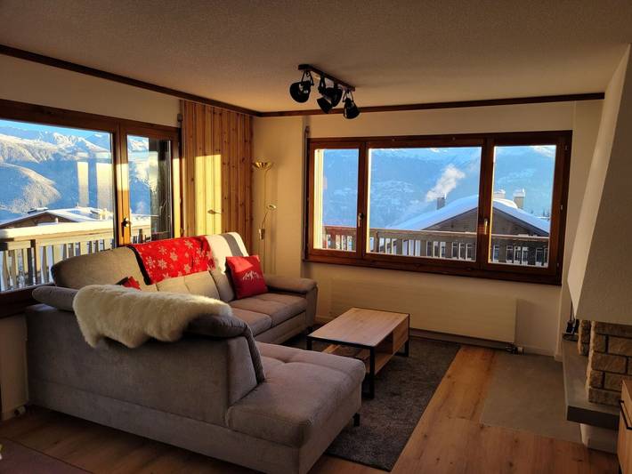 Ferienwohnung für 5 Personen, mit Balkon in Crans-Montana