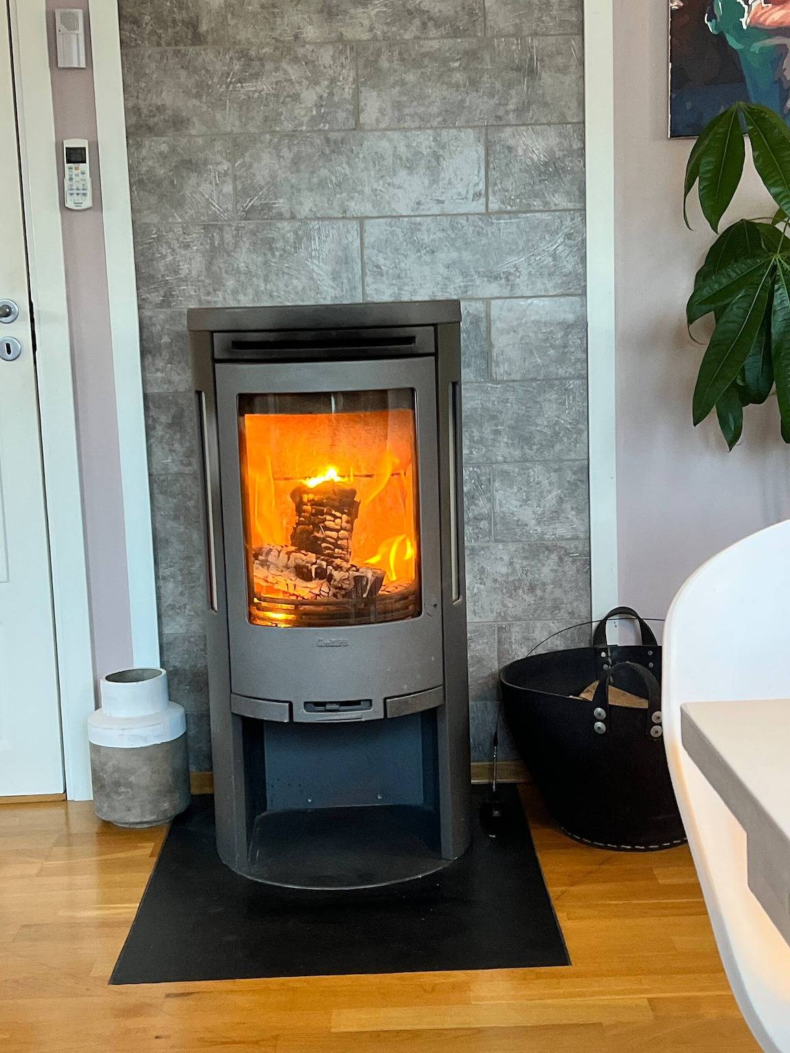 Ganze Wohnung, Apartment mit 2 Schlafzimmern und Dachboden in Ålesund