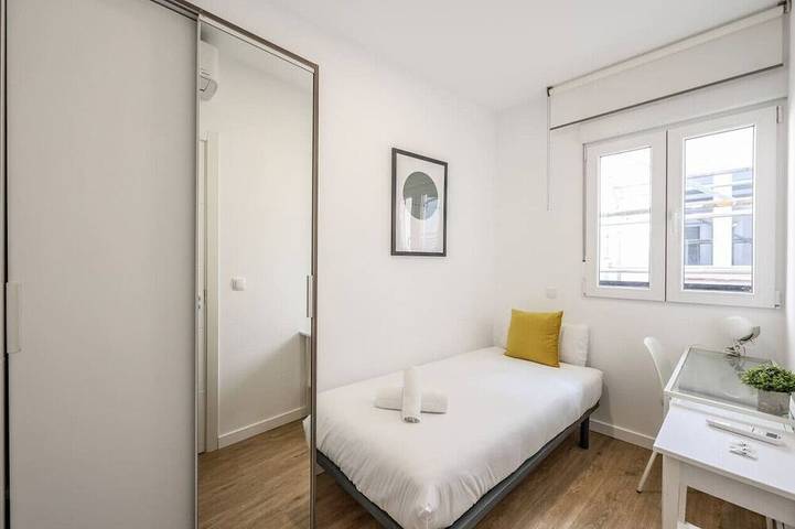 Ganze Wohnung, Urban Tranquility in Madrid - Just relax & enjoy in Tetuán, Madrid