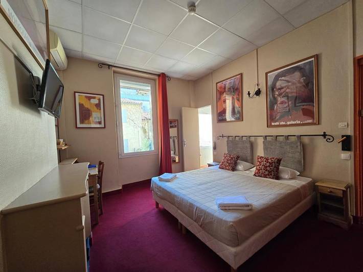 Hôtel pour 2 personnes, avec jardin et vue dans Office De Tourisme D Avignon