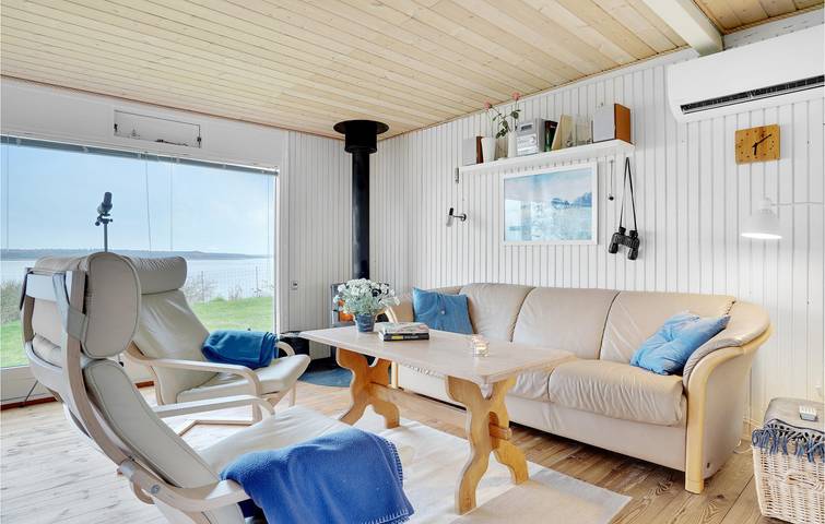 Ferienhaus für 4 Personen mit Terrasse in Ølsted, Hovedstaden