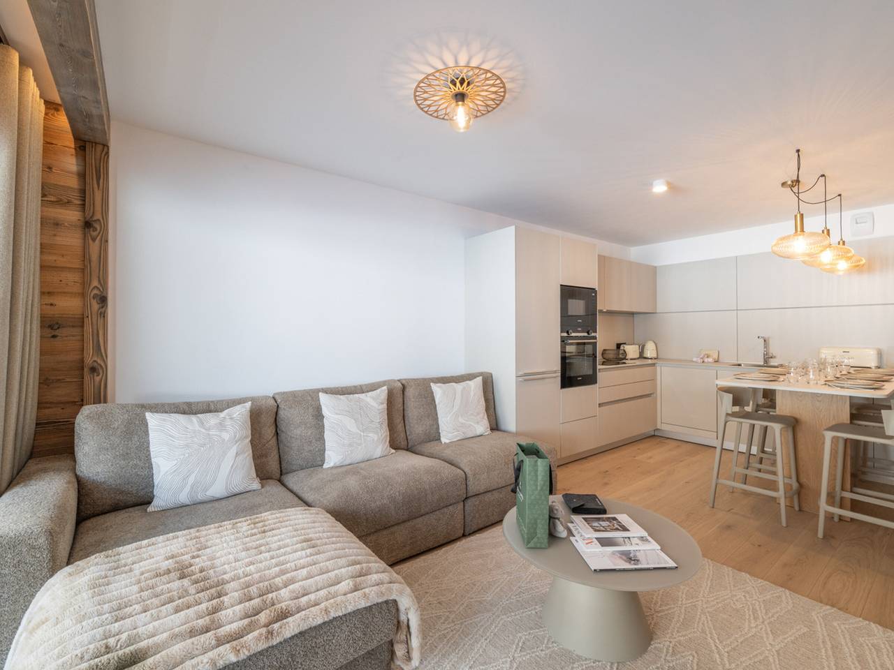 Ganze Wohnung, Neue Luxusresidenz im Herzen von Huez, 6 Pers. in Huez, Nationalpark Écrins