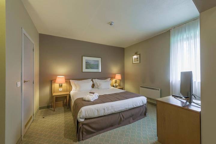 Hôtel pour 2 personnes, avec piscine ainsi que jardin et sauna à Genk - 3