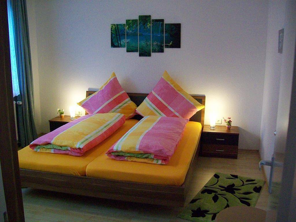 Ganze Ferienwohnung, Appartement/Fewo 1, Dusche, Wc, 1 Schlafraum in Celle, Lüneburger Heide