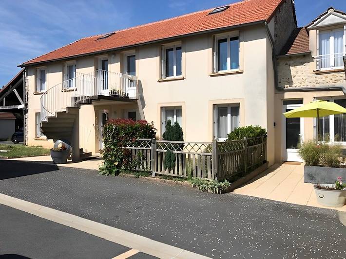 Gîte pour 6 personnes, avec terrasse à Chauffour-lès-Étréchy
