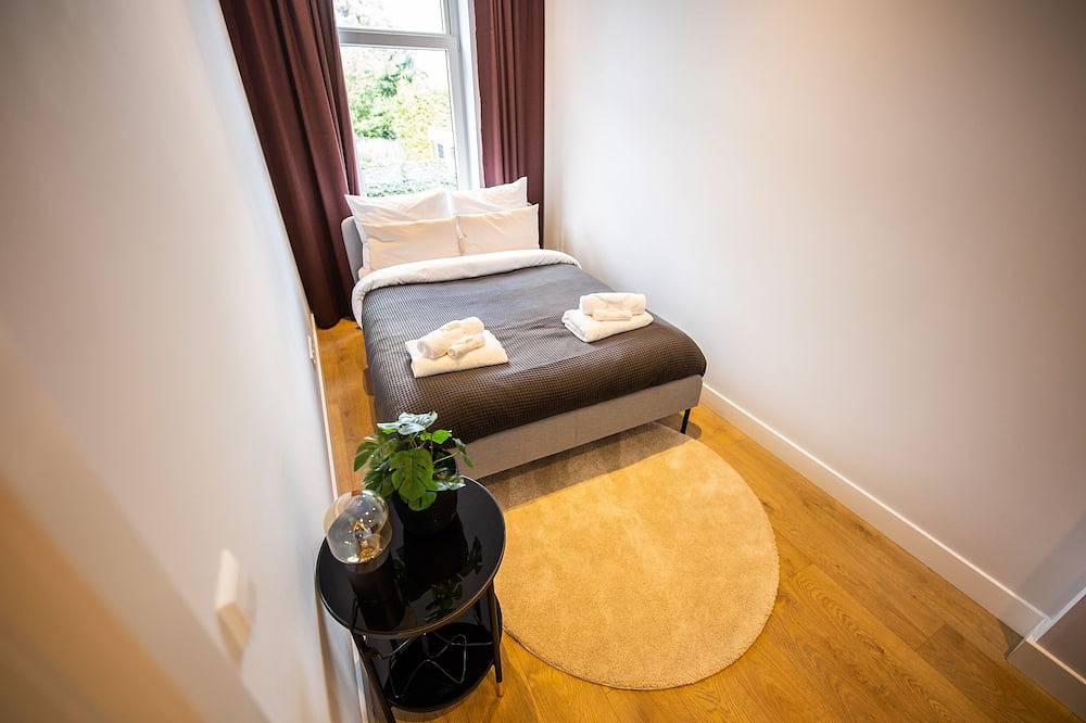 Entire apartment, Sleek City Center 2Bdr Apartment  Vp in Rotterdam, South Holland