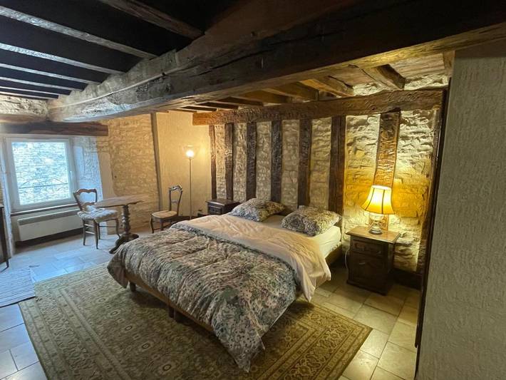 Location de vacances pour 5 personnes, avec Terrasse dans Échalot