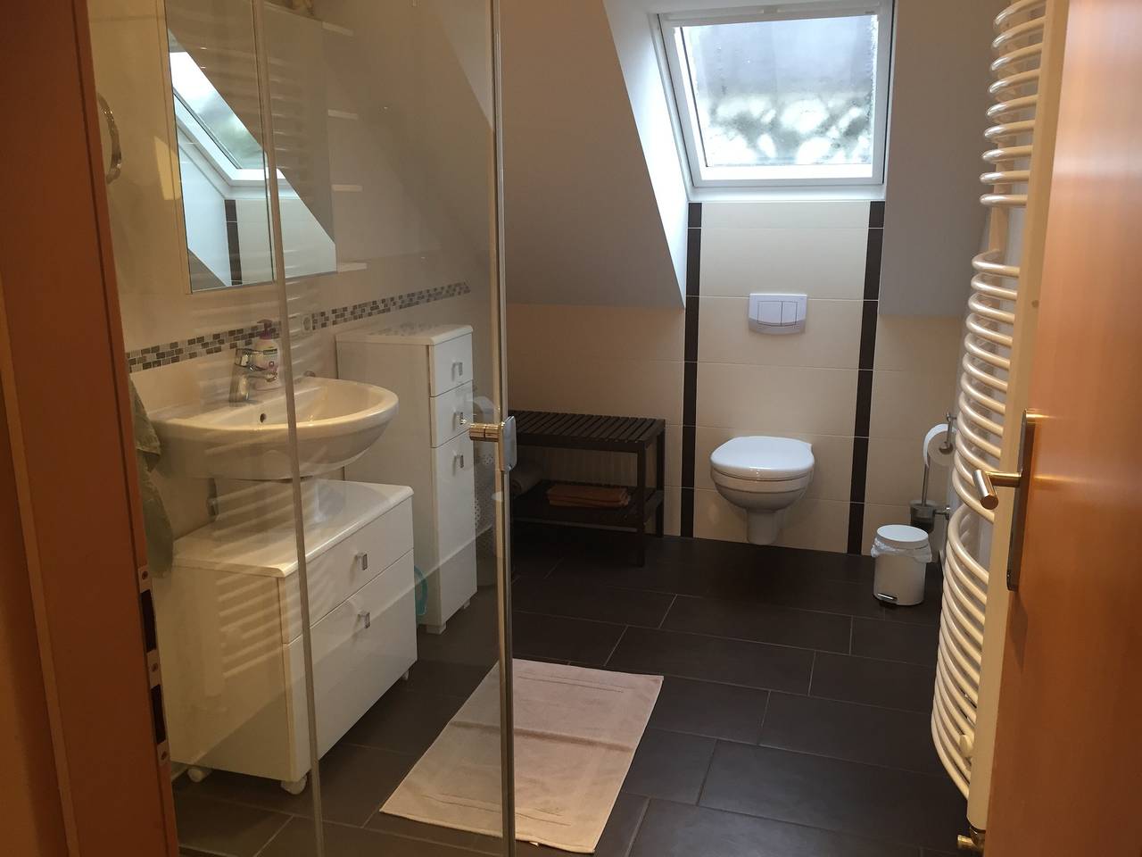 Apartamento entero, Acogedor apartamento con logia suroeste in Kelkheim, Main-Taunus-Kreis