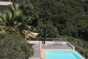 Gîte pour 2 personnes, avec balcon à Furiani