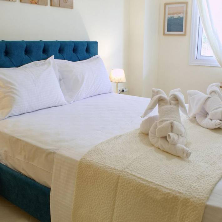 Gîte pour 6 personnes, avec jardin et terrasse, adapté aux familles à Calamata - 2