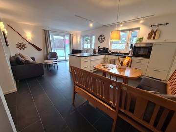 Ferienwohnung für 4 Personen, mit Balkon in Jever