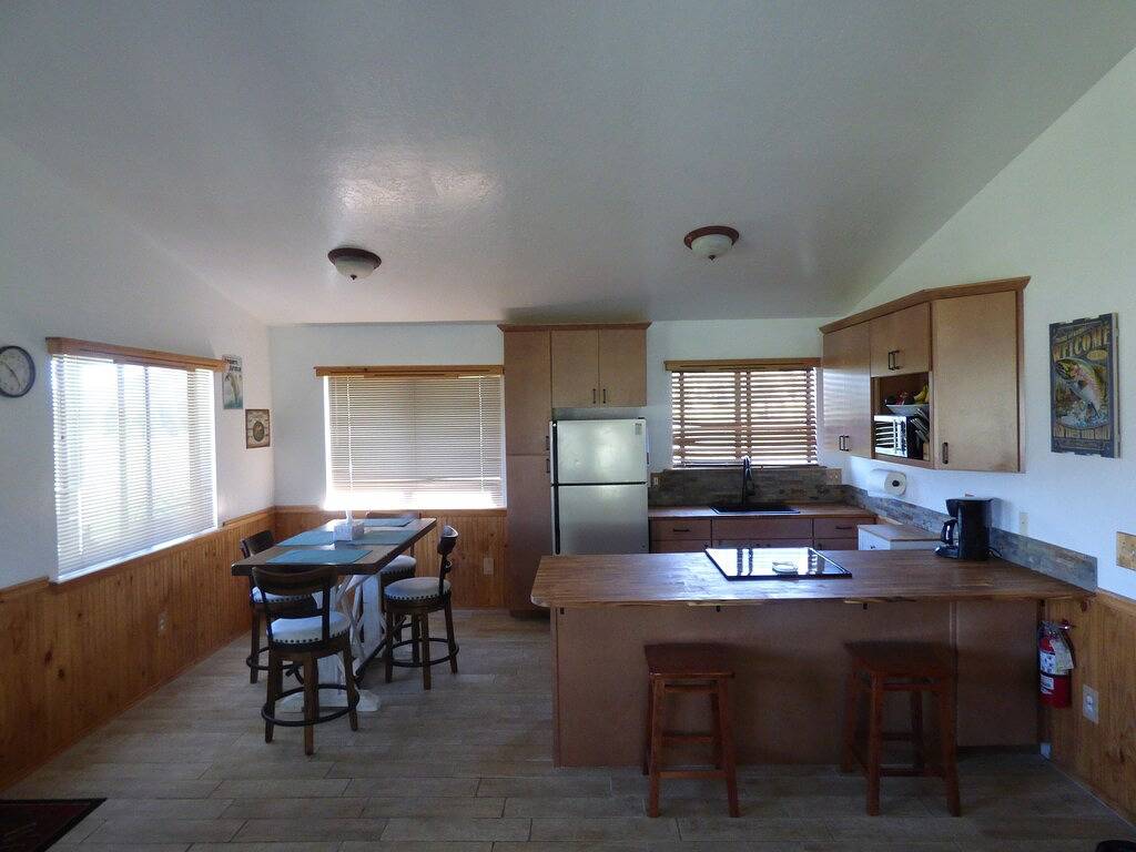 Semrows Cabin wird von Cabin Butler verwaltet in Greer, Apache County