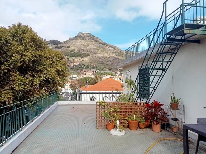 Apartamento de férias para 4 pessoas, com vista e terraço em Machico