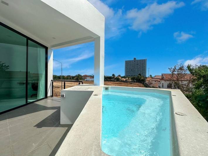 Villa pour 6 personnes, avec terrasse et piscine ainsi que jacuzzi et jardin à Pattaya - 2