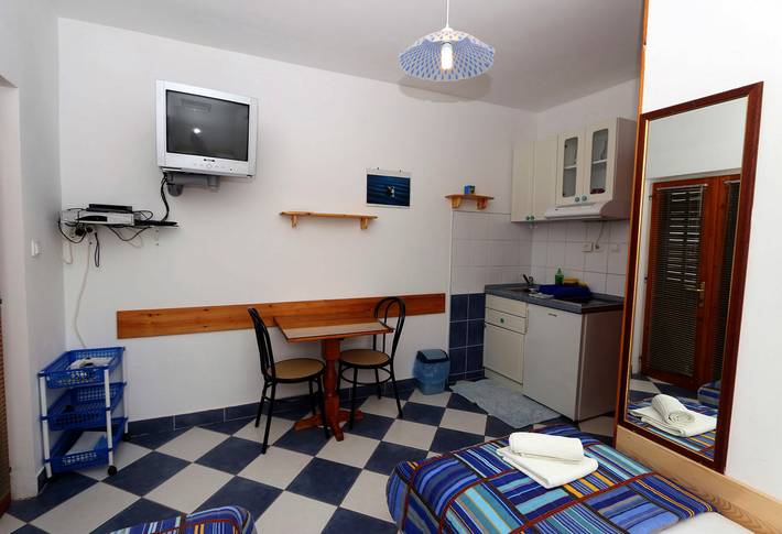 Studio dla 2 osób, z ogród, zwierzęta dozwolone w Hvar (wyspa)