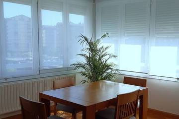 Gîte pour 5 personnes, avec piscine ainsi que balcon et sauna à Zumaia