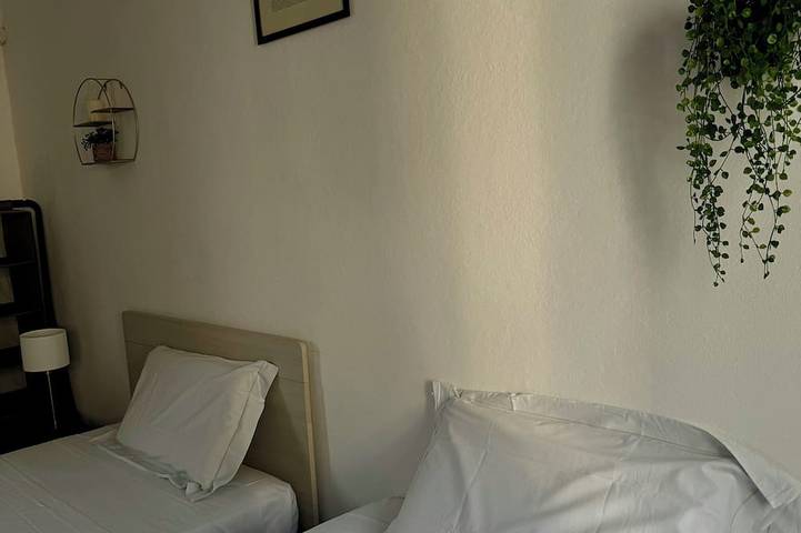 Ganze Wohnung, Drei-Zimmer-Wohnung im Stadtzentrum in Mailand, Mailand Provinz