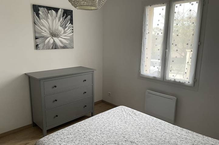 Location de vacances pour 10 personnes, avec jardin à Saint-Geniès-de-Comolas - 2