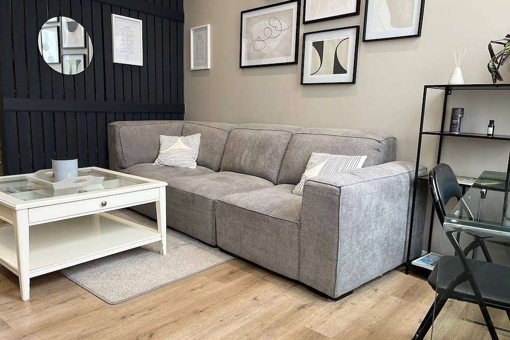 Entire apartment, Charming apartment just 20 minutes from Lille – Your Perfect Getaway ! in Roncq, Lille region