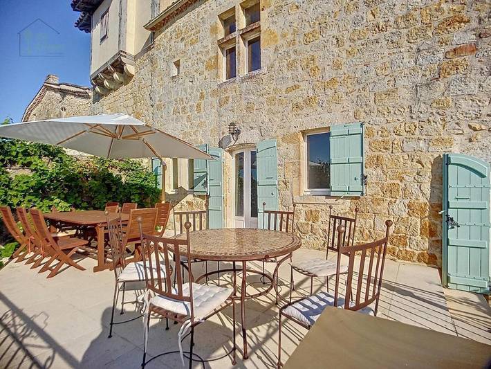 Location de vacances pour 10 personnes, avec Balcon et Terrasse ainsi que Jardin et Piscine à Maignaut-Tauzia - 4