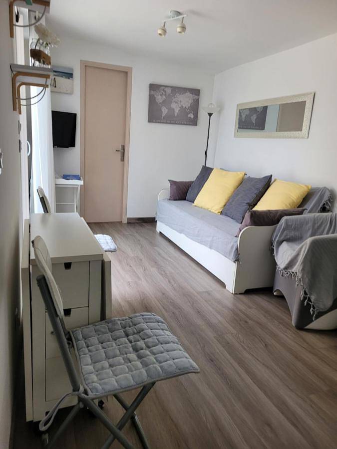 Gîte pour 4 personnes, avec terrasse dans Base Nature François Léotard - 3