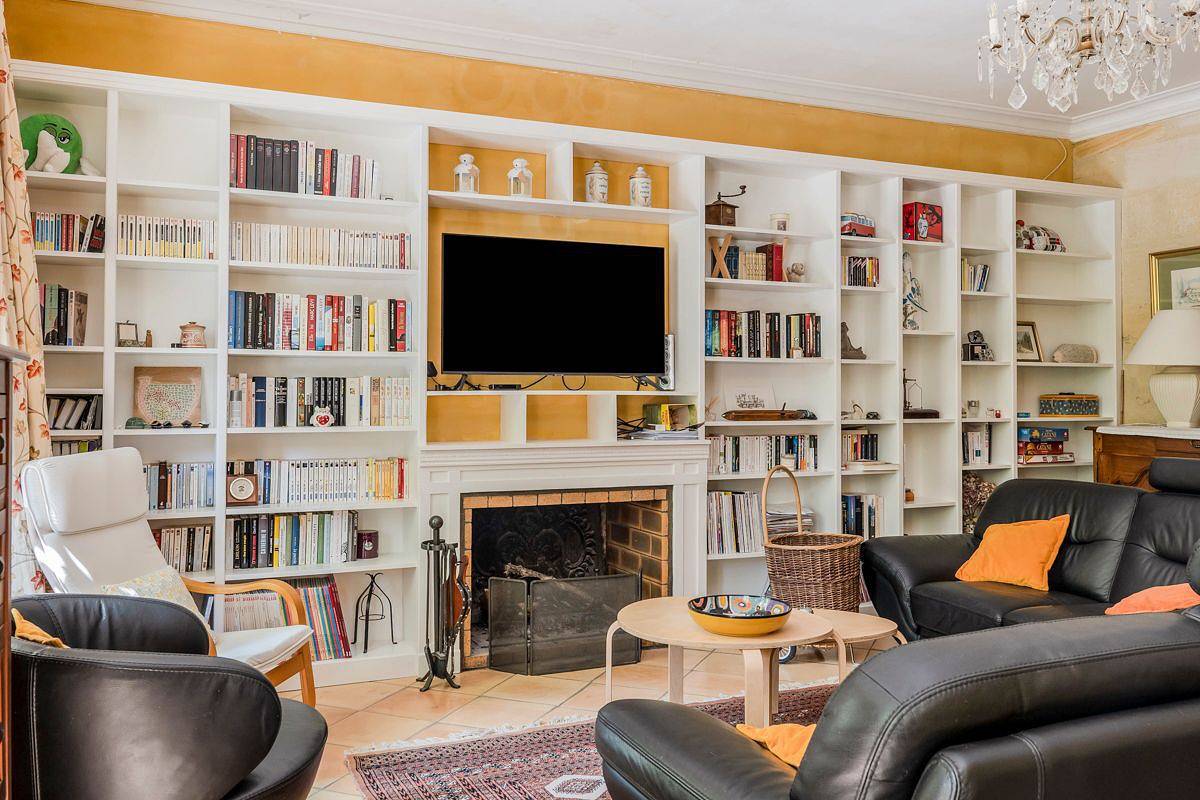 Maison Du Vins in Lussac, Région de Libourne