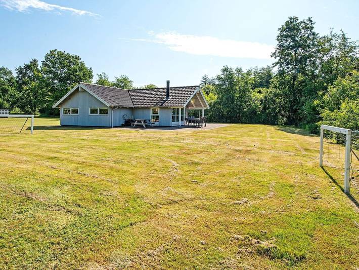 Ferienhaus für 6 Personen, mit Terrasse und Sauna sowie Whirlpool und Garten, kinderfreundlich in Arrild - 2