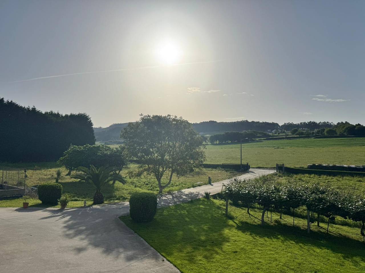 Gîte rural 'Casa La Pradera' avec vue sur la montagne, jardin privé et Wi-Fi in Foz, A Mariña Lucense