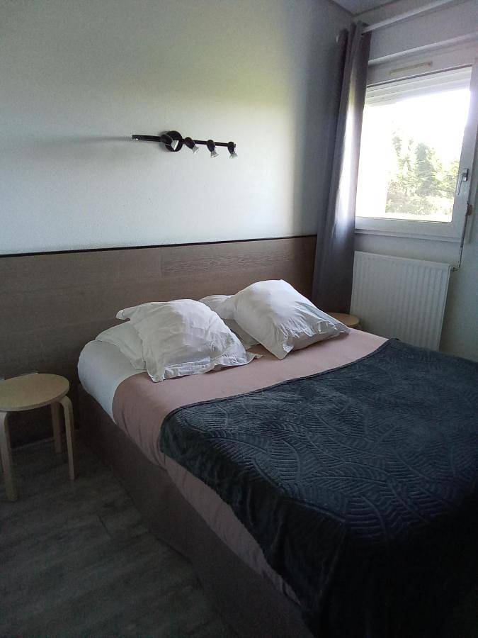 Hôtel pour 2 personnes, avec terrasse et jardin à Barbezieux-Saint-Hilaire - 3