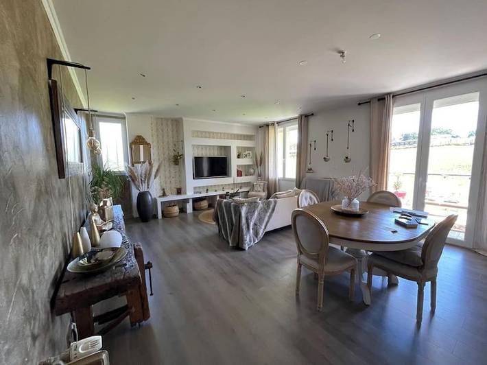 Location de vacances pour 4 personnes, avec jardin et vue, animaux acceptés à Cosnac - 3