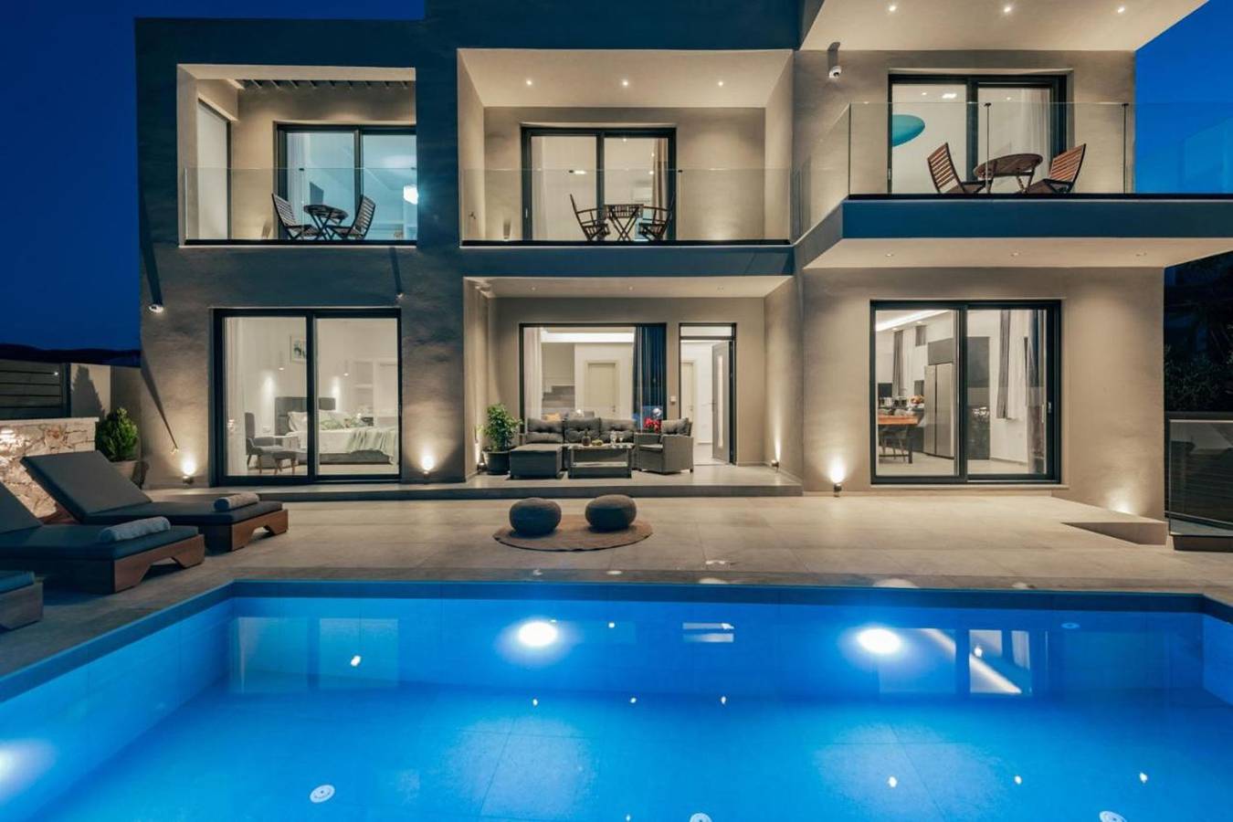 Villa voor 12 personen met balkon in Lithakia, Laganas