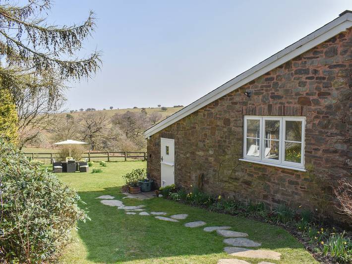 Vacation rental for 4 people, with yard in Somerset