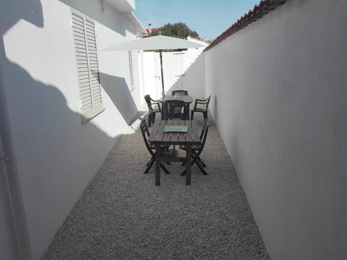 Location de vacances pour 6 personnes, avec jardin à Cabras - 2