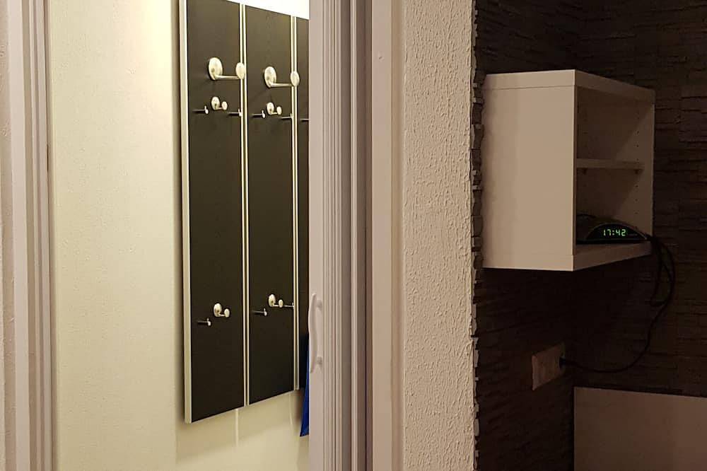 Ganze Wohnung, Modernes Appartement, Region Esslingen/Stuttgart, sehr gute Verkehrsanbindung in Wernau (Neckar), Landkreis Esslingen