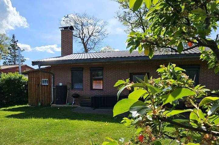 Ferienhaus für 4 Personen, mit Garten und Sauna