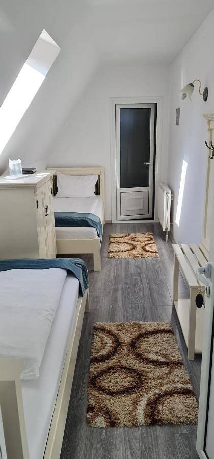 Maison d’hôte pour 2 personnes, avec jardin et terrasse dans Sighișoara - 4