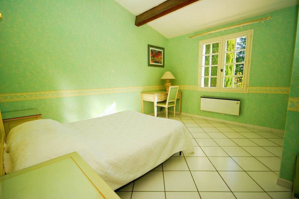 Vakantiehuis in Le Thor met privézwembad in Le Thor, Vaucluse