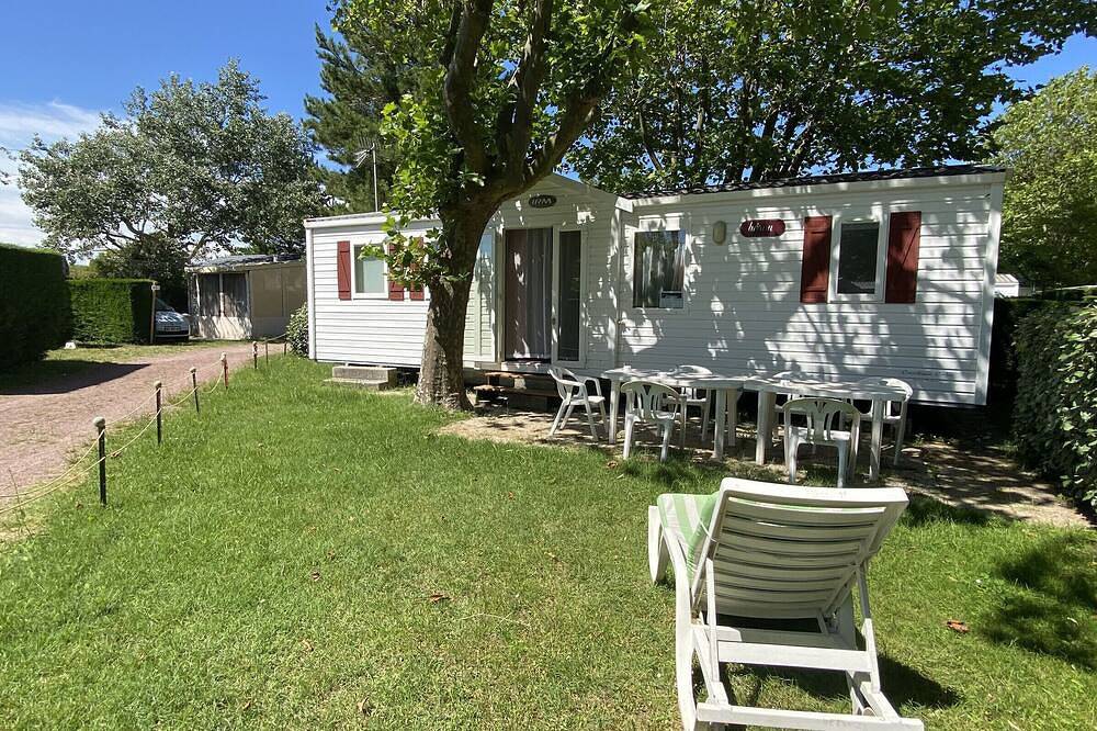 Mobil-home 3 chambres proche plage à Fouras, idéal 6 pers., équipement complet, calme assuré. in Fouras, Région de Rochefort