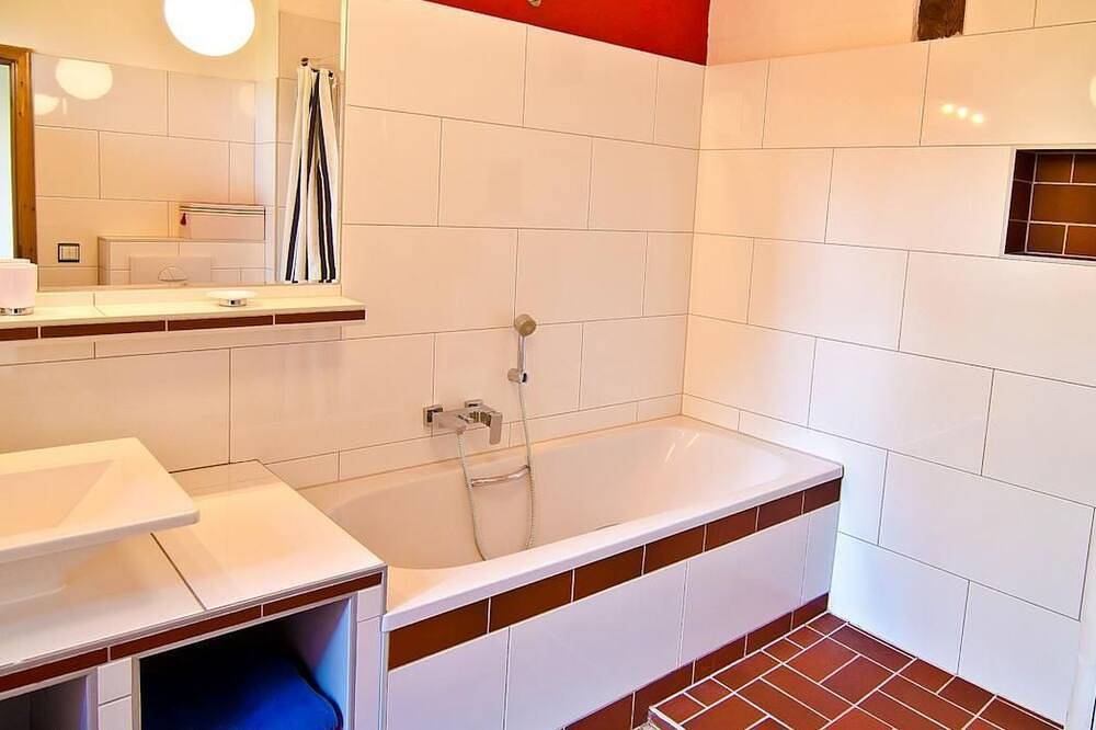 Ganze Wohnung, Wohnung in Haselberg mit Großem Garten in Wriezen, Märkische Schweiz-Oderland