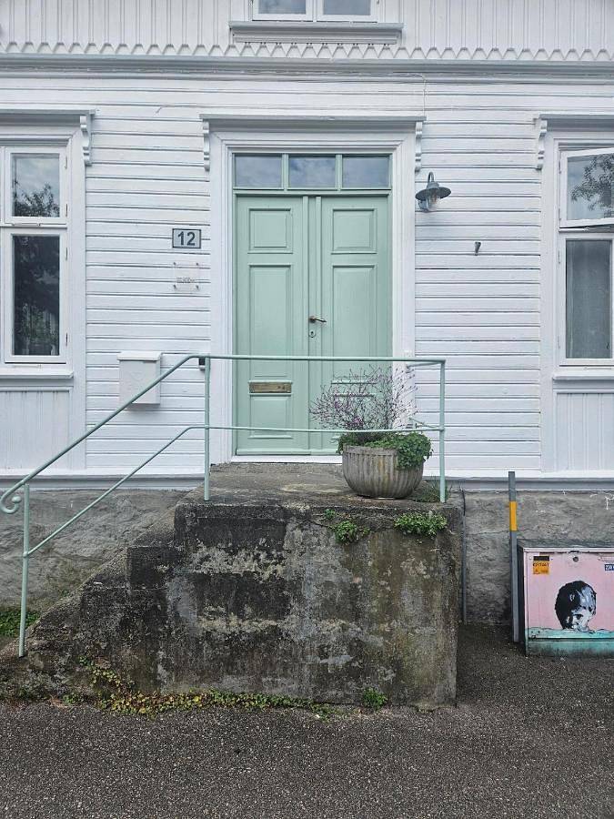 Hel lejlighed, Historisk leilighet nær sentrum, Gratis parkering in Kristiansand