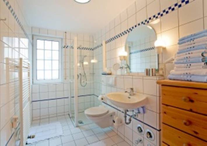 Ganze Ferienwohnung, 2-Bettwohnung, Rittersporn in Neef, Cochem-Zell