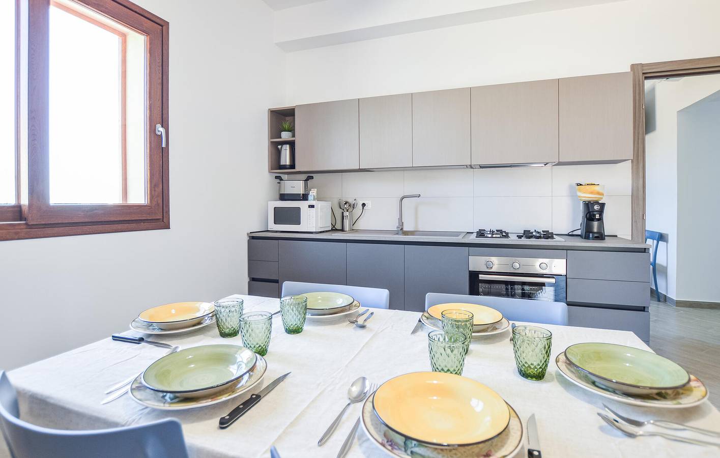 Sea View Apartment with Pool, WiFi, Parking - 2.5km to Balestrate Beach in Balestrate, Palermo Province
