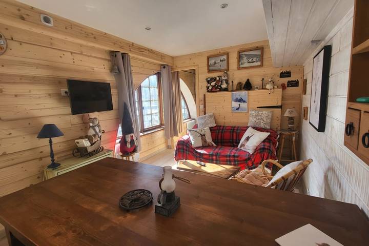 Ganze Wohnung, Ferienwohnung für 3 Personen mit Terrasse in Briançon, Serre Chevalier