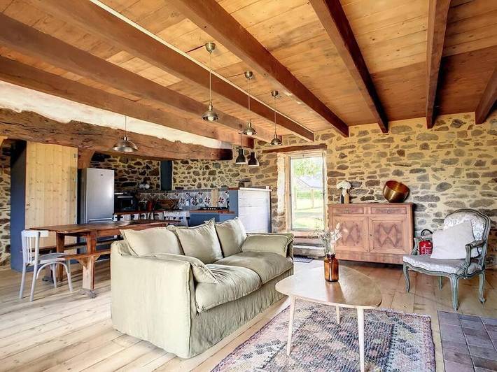 Location de vacances pour 4 personnes, avec vue ainsi que jardin et terrasse à Saint-Congard - 4