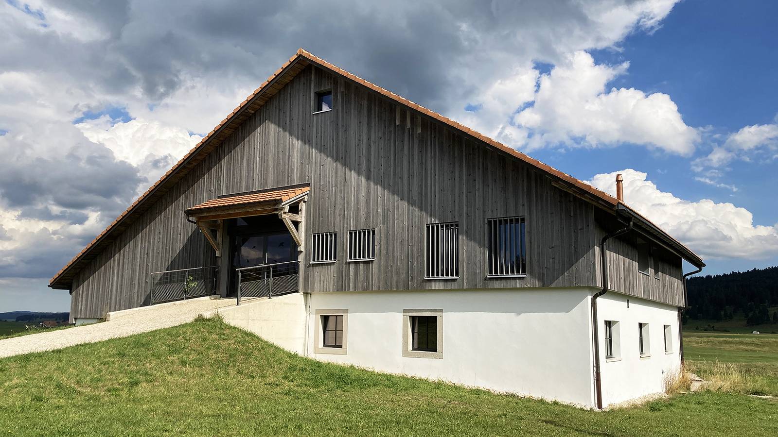Ganze Ferienwohnung, Brasel - 3.5 Zimmerwohnung in La Brévine, Jura & Drei-Seen-Land